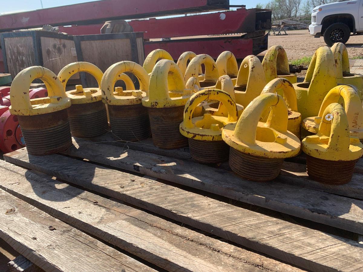 Used (13) Pin End LIFT BAILS (8) Box End LIFT BAILS