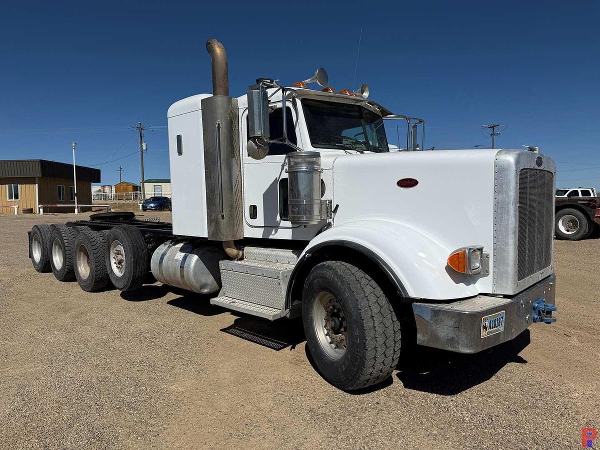 Used 2012 PETERBILT 367 TRI-DRIVE 4-AXLE 36” SLEEPER HEAVY HAUL TRUCK