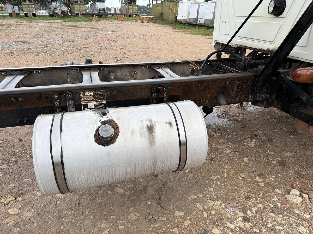 Used 2009 MACK GRANITE GU713 T/A CAB & CHASSIS (INOPERABLE)