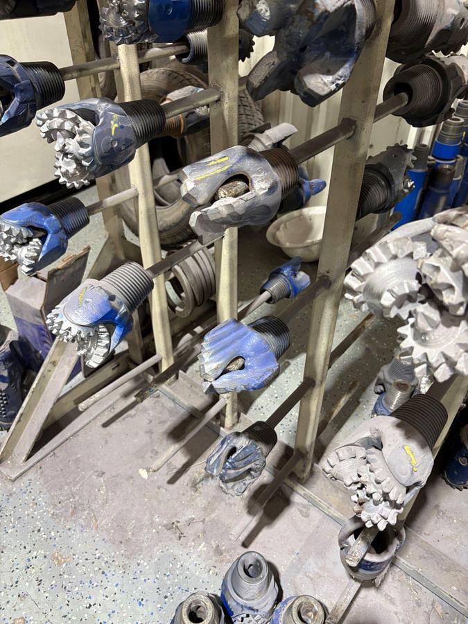 Used (12x$) assorted drag bits