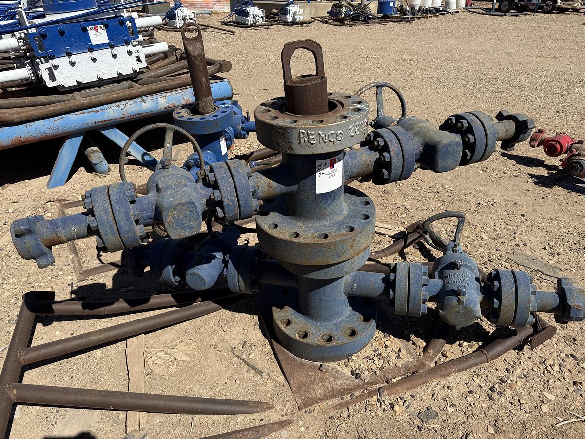 Used (2) 7-1/16 WELLHEAD MUD CROSSES W/ (2) VINTROL 2-1/16 5K WP GATE VALVES & TRANSPORT SKID