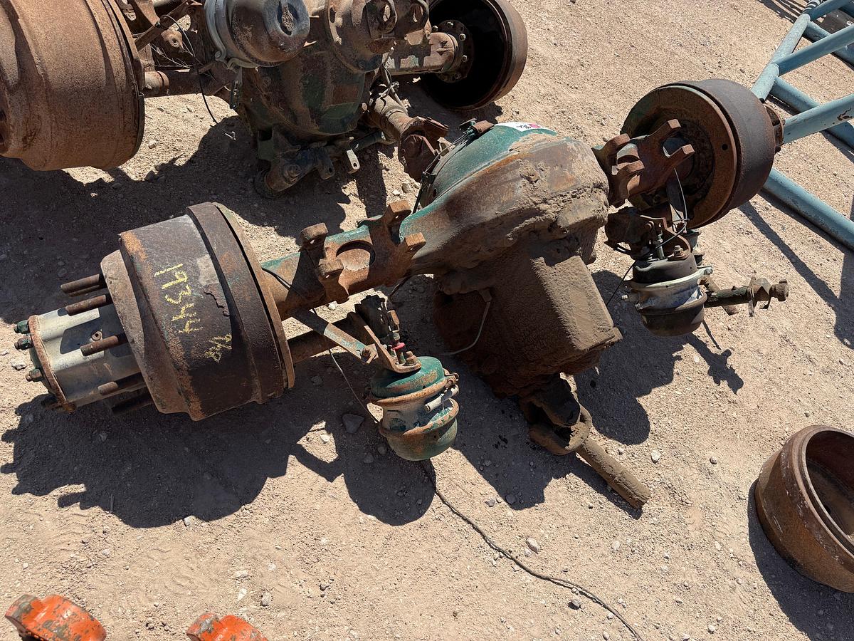 Used ROCKWELL RP23160 23K LBS 4.30 RATIO FRONT REAR DIFF & BANJO HSG W/ HUBS