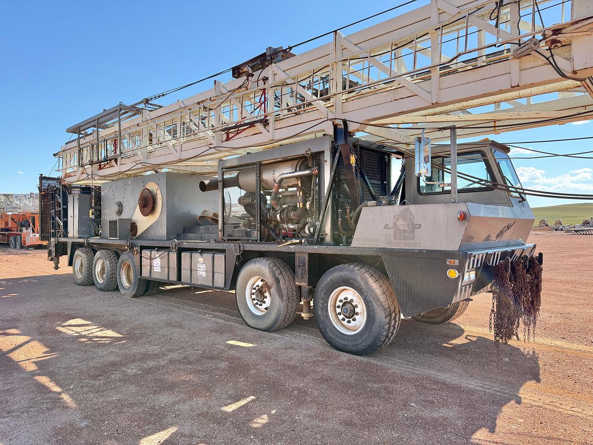 Used 2006 TAYLOR C500 DD 104'-250K 5-AXLE WELL SERVICE WORKOVER RIG