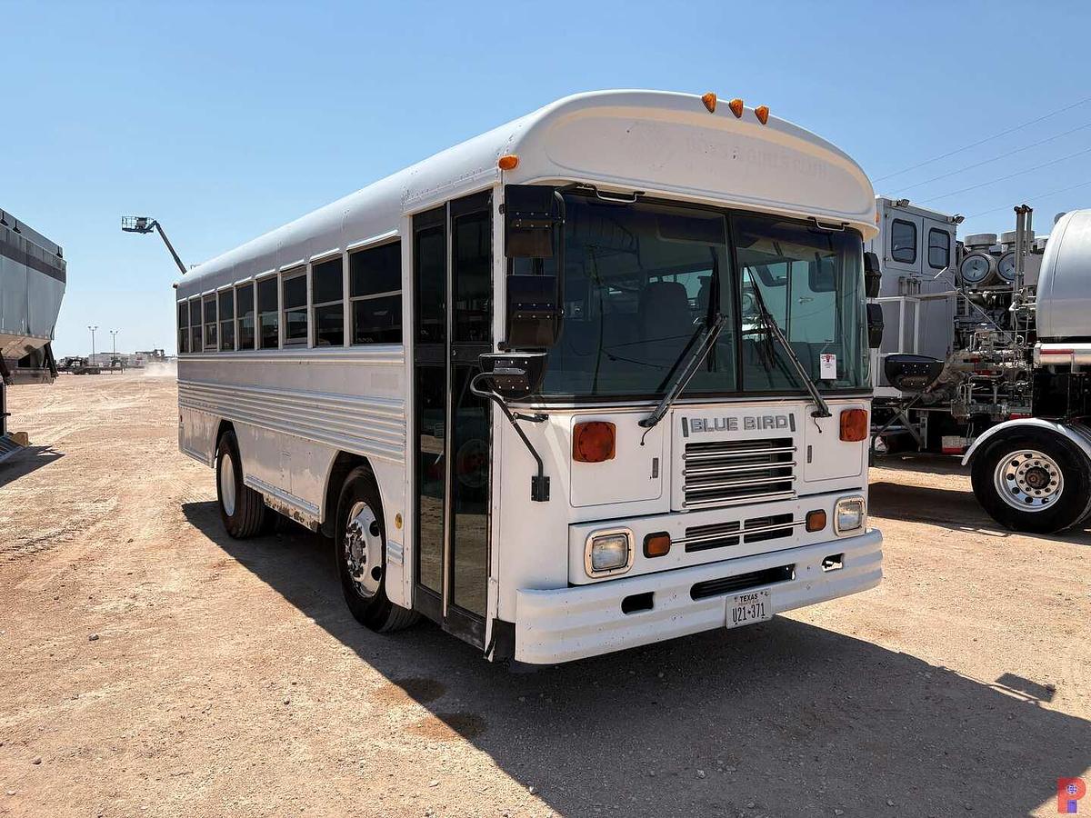 Used 2000 BLUE BIRD TC2000 BUS