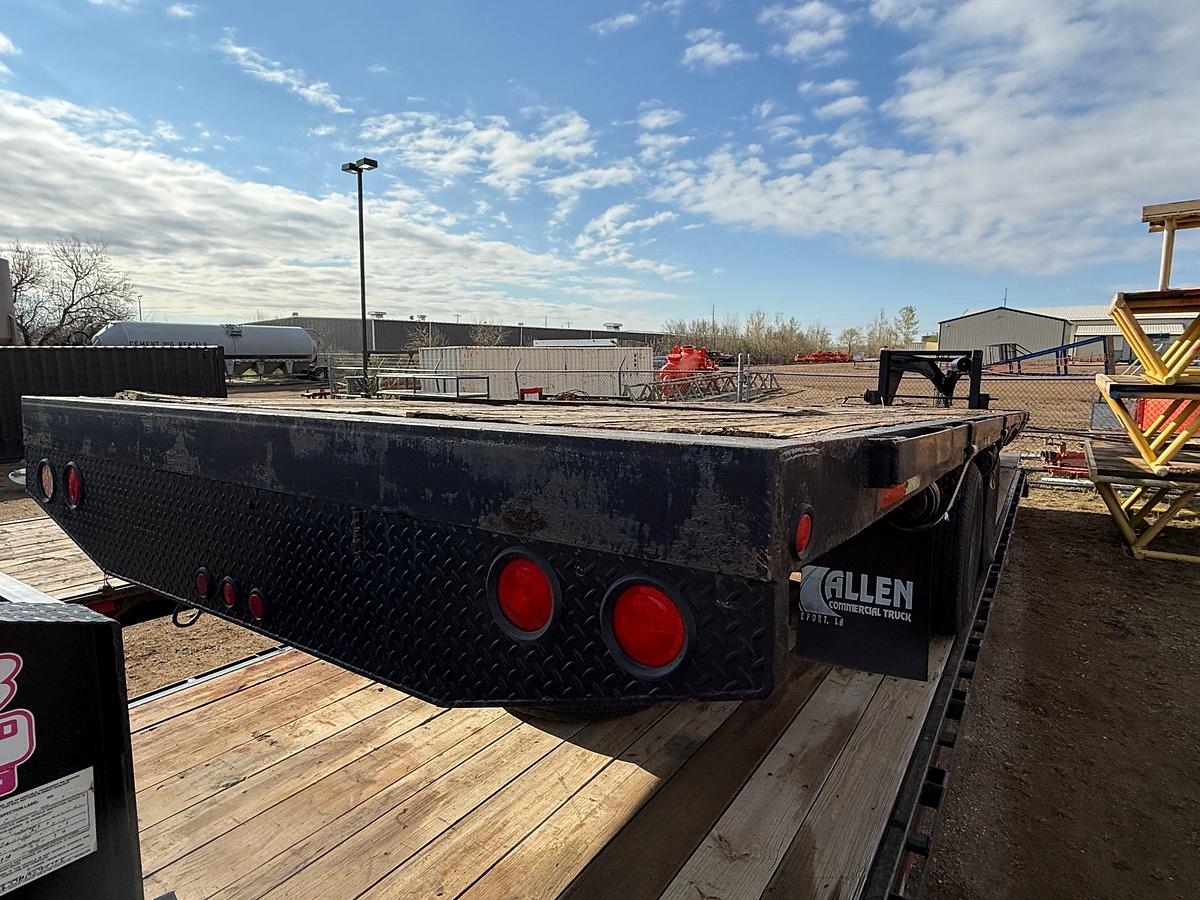 Used 1997 THIBS 32’ X 96” DUAL T/A GOOSENECK TRAILER