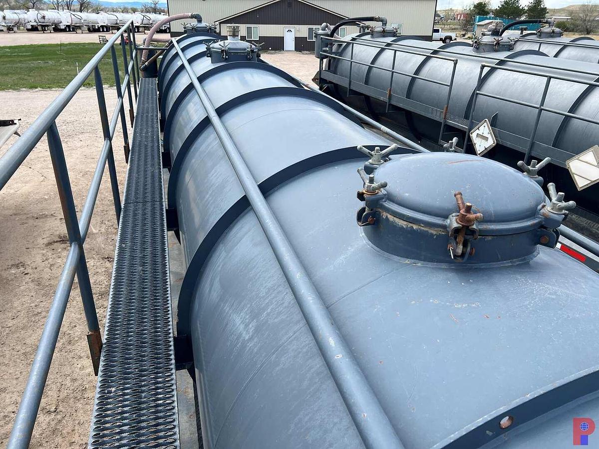 Used 2008 JACK T/A 150BBL STEEL VACUUM TRAILER