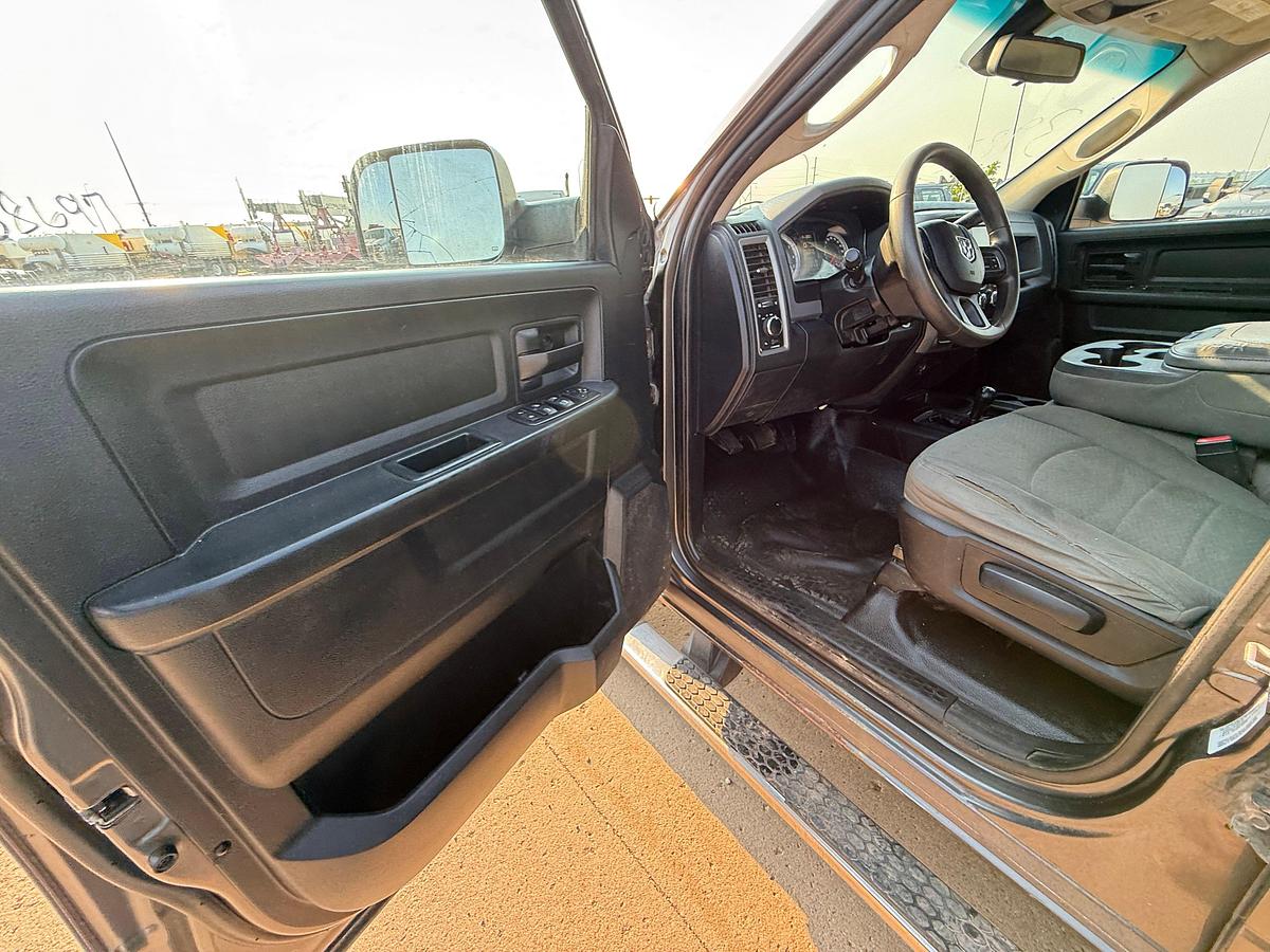 Used 2015 RAM 2500 HD 4X4 CREW CAB PICKUP TRUCK