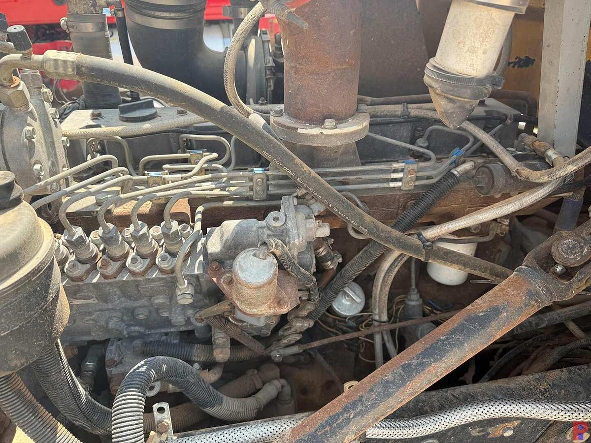 Used 1992 PETERBILT 357 T/A DAYCAB FLATBED WINCH TRUCK