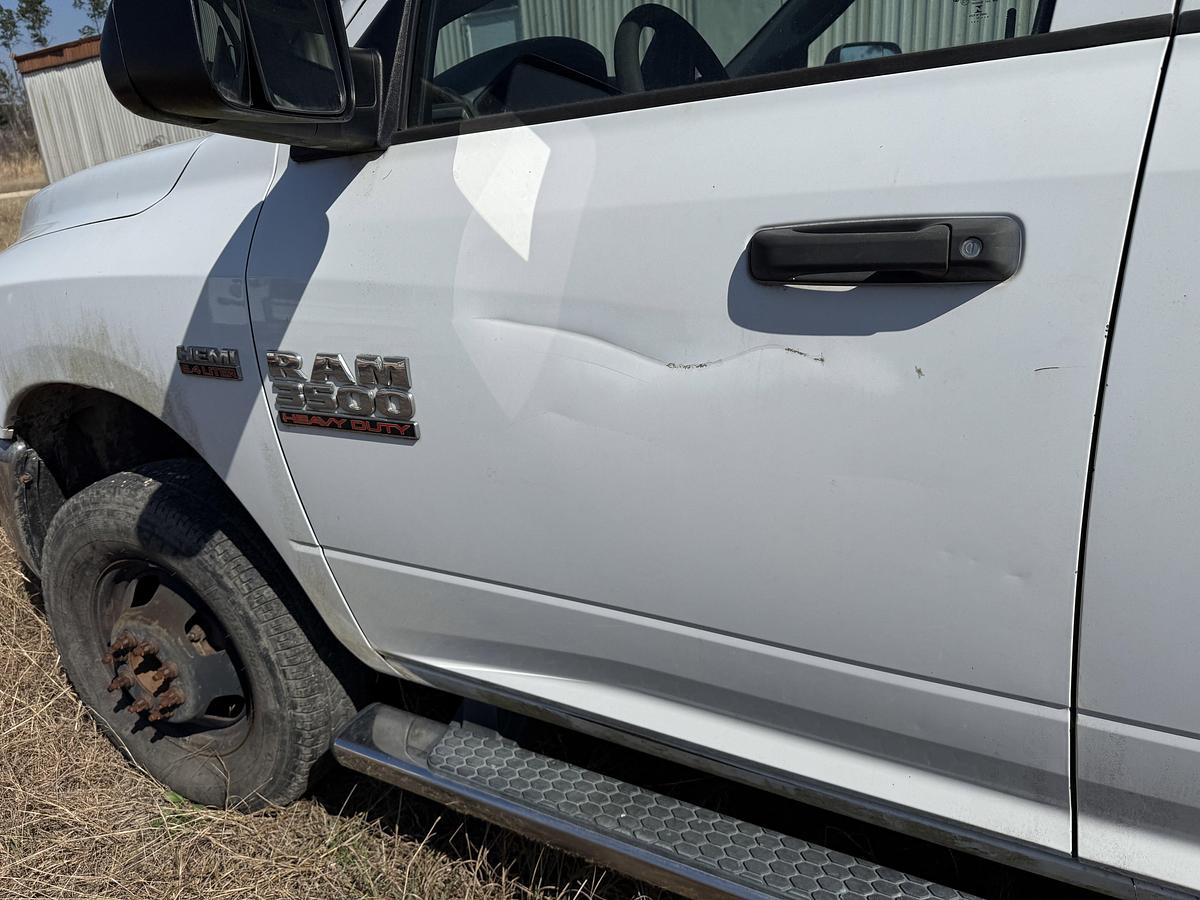 Used 2018 RAM 3500 HD CREW CAB 4WD SERVICE TRUCK