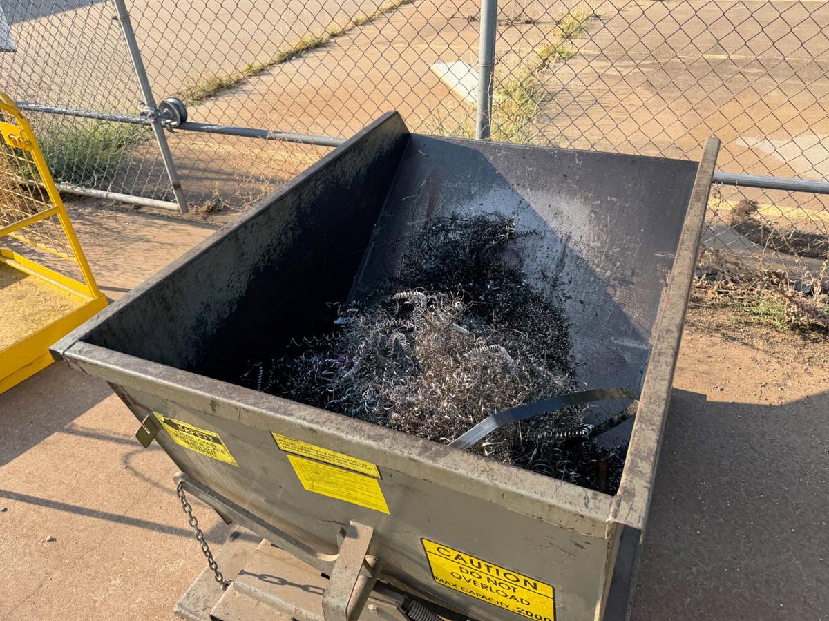 Used Hippo hopper self dumping Hopper