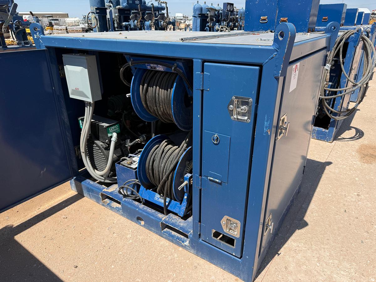 Used SELF CONTAINED 20K WP GREASE INJECTION UNIT COMBO P/B 8.4-KW ISUZU DIESEL GENERATOR