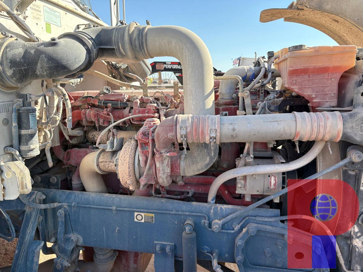 Used 2013 PETERBILT 367 T/A SLEEPER VACUUM TRUCK (INOP)