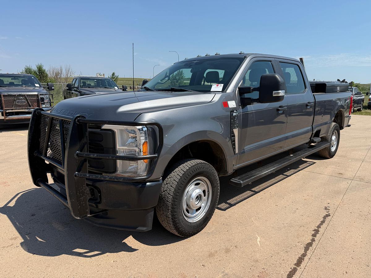 Used 2023 FORD F-250 SUPER DUTY XL 4X4 CREW CAB PICKUP TRUCK
