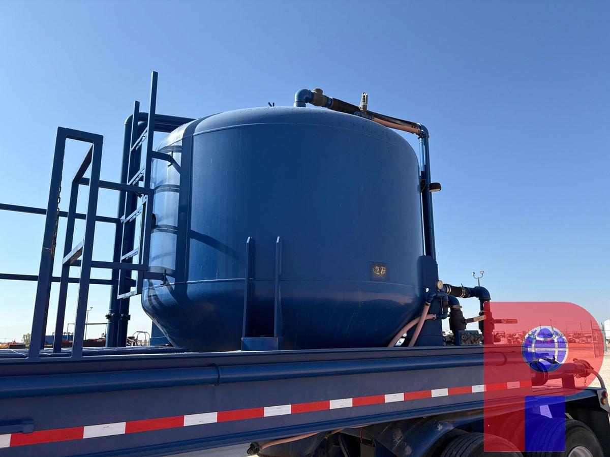 Used 2012 WADSWORTH  34’ X 8’ 660 2-POD T/A DRY BULK TANK TRAILER