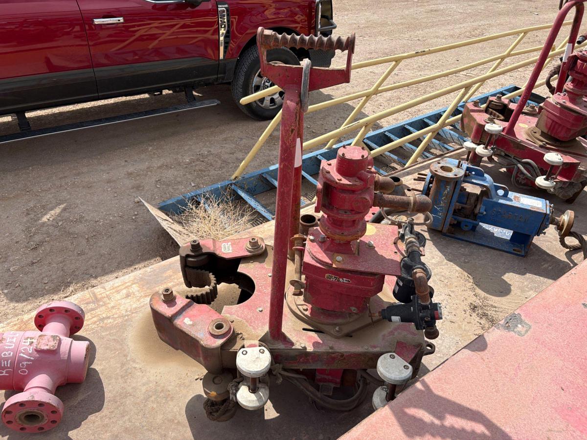 Used Oil works 3507 hydraulic pipe spinner