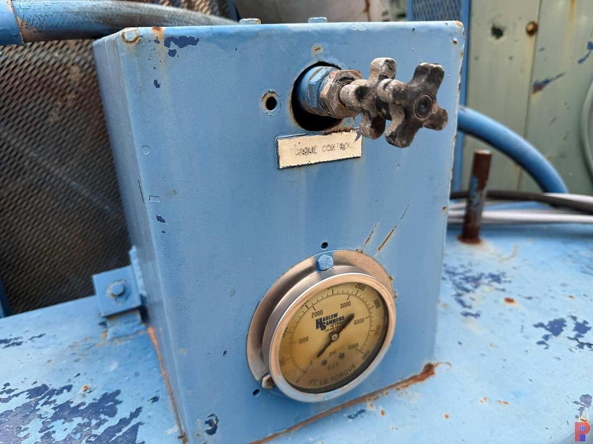 Used EVCO 85 TON POWER SWIVEL MTD. ON 19’ T/A GOOSENECK TRAILER