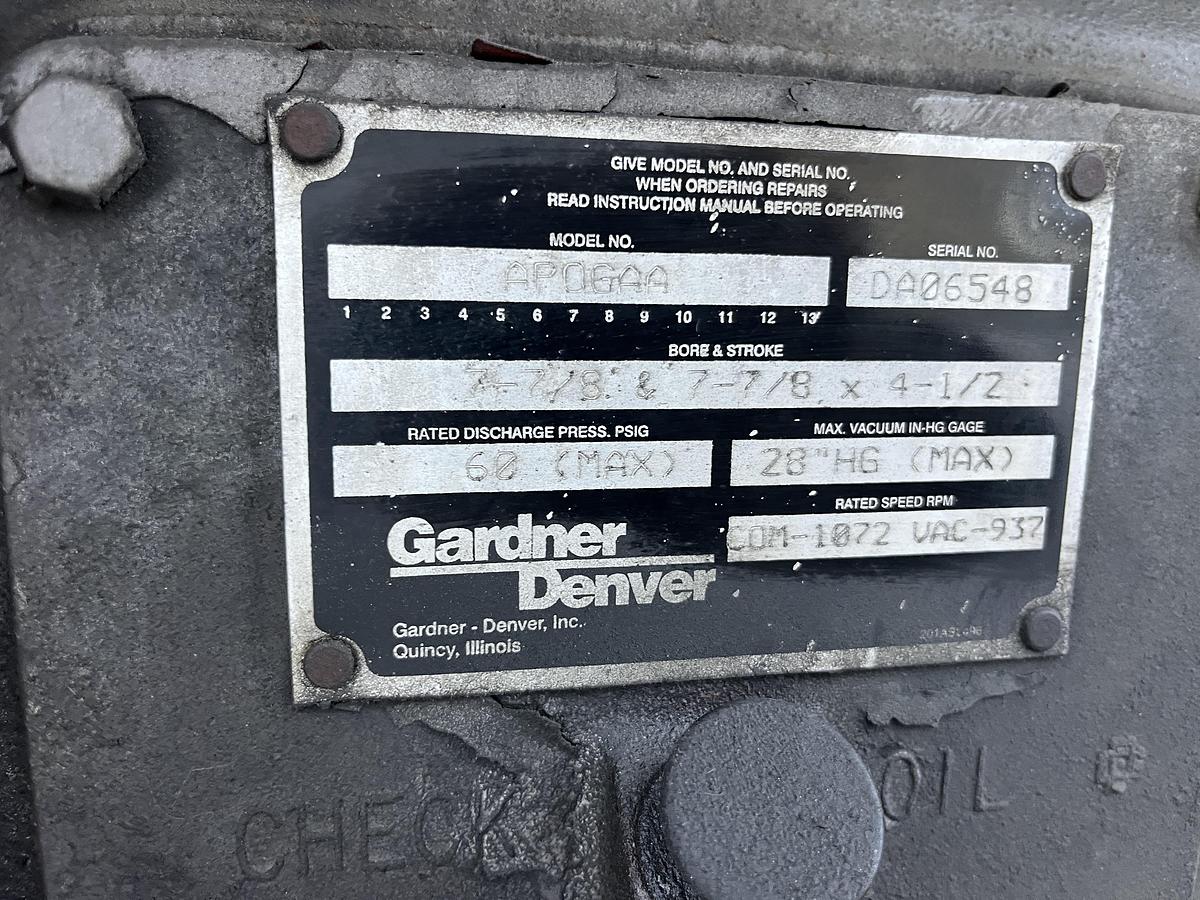 Used 2009 INTERNATIONAL PAYSTAR 5600I TRI AXLE 660 CF CEMENT BULK TRUCK