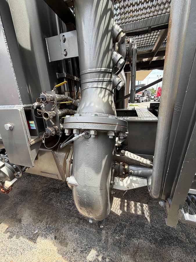 Used 2014 NOV HT-270 Hydration Unit Trailer