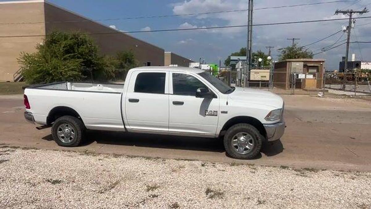 Used 2017 RAM 2500HD 4X4 CREW CAB PICKUP
