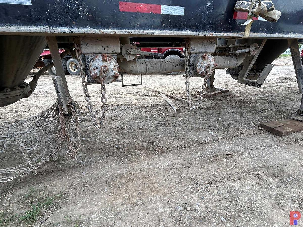 Used 2018 TIGER MANUFACTURING CO. DOUBLE POD PNUEMATIC DRY BULK TRAILER