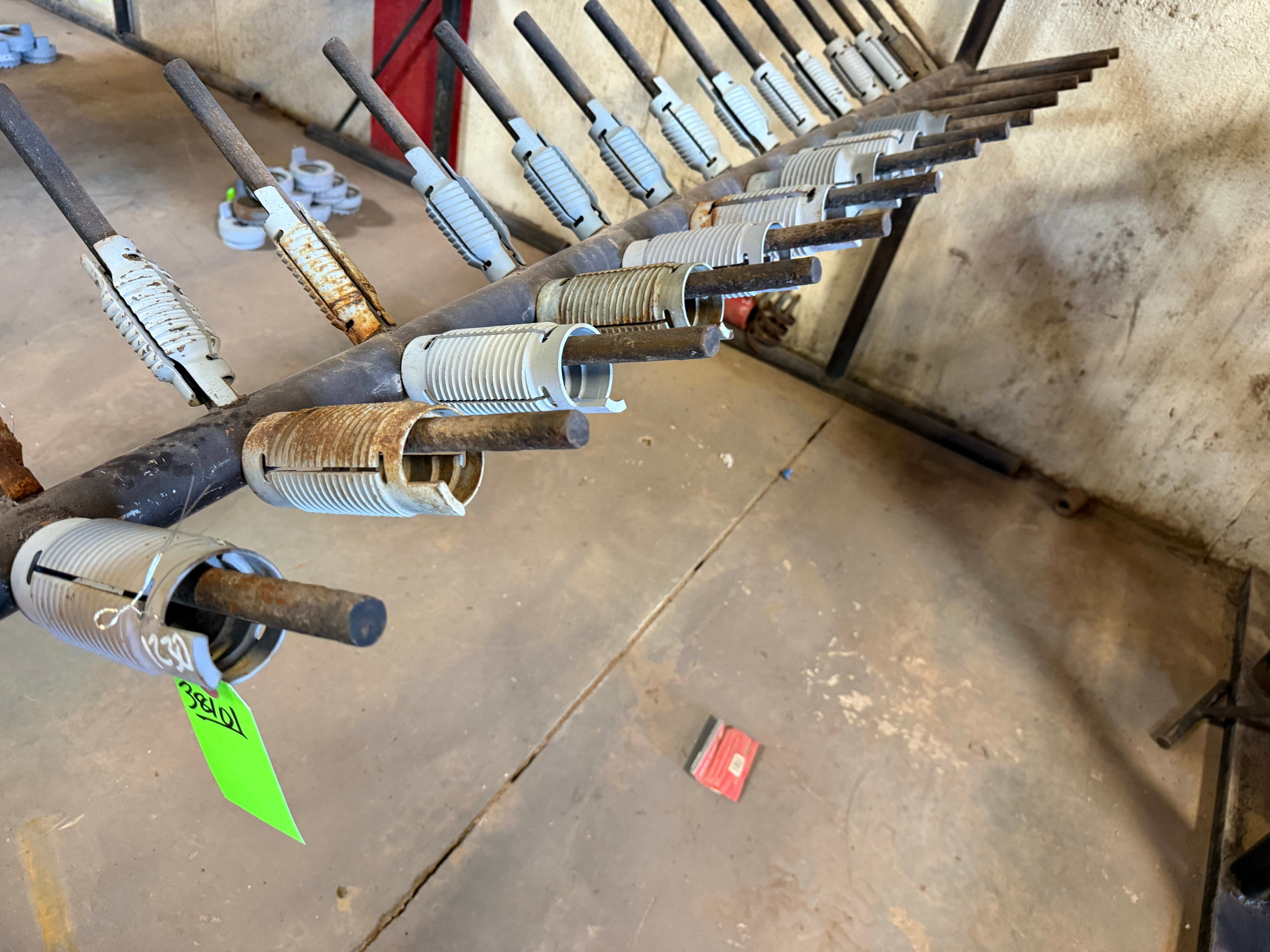 Used (9 x $) 1230 SPEAR GRAPPLES