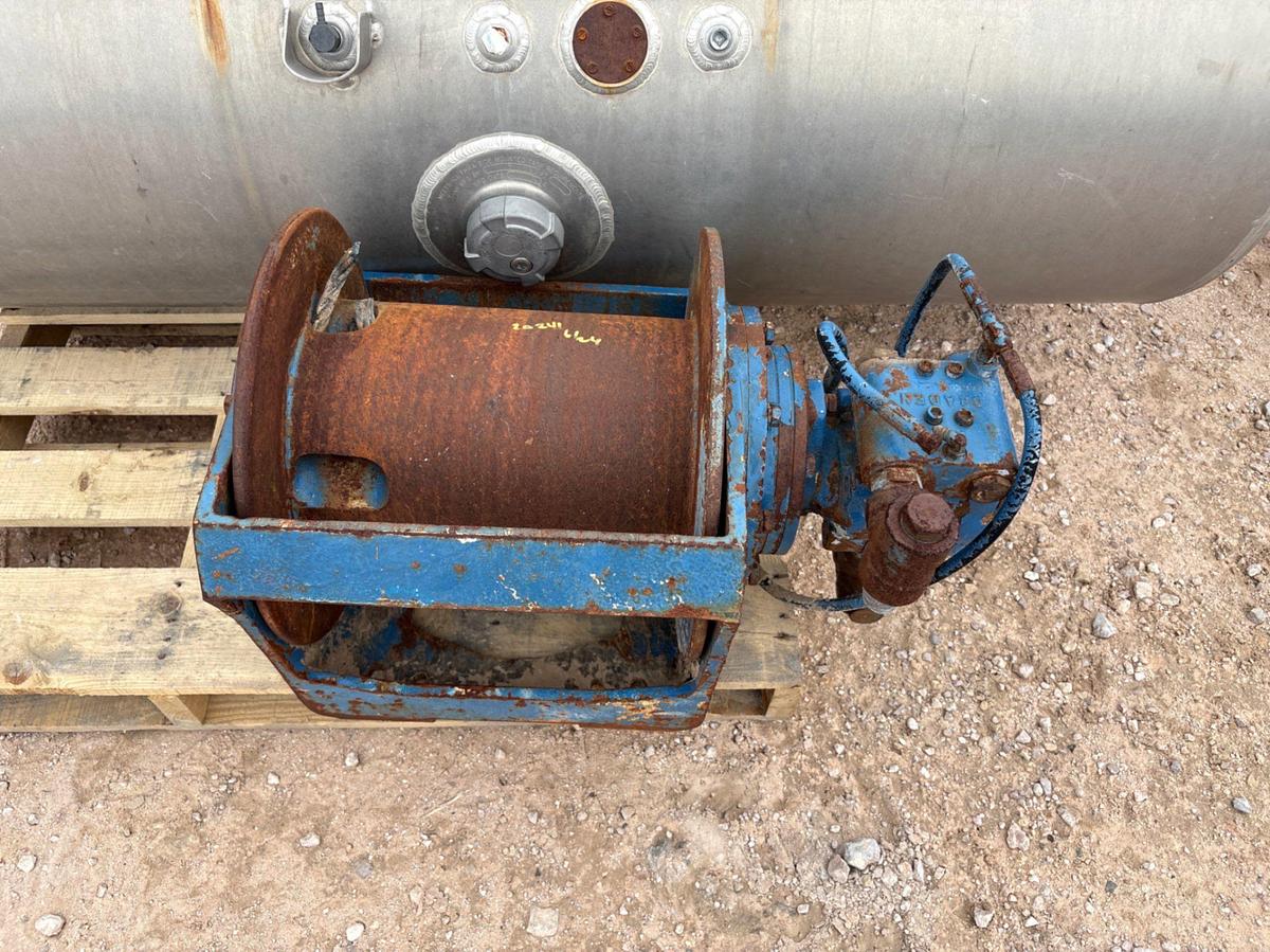 Used 150gallon fuel tank & Braden hydraulic utility winch