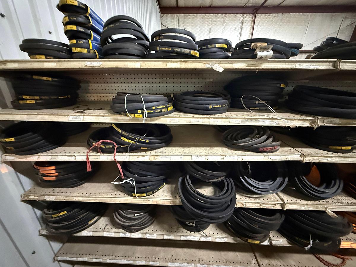 Used SECTION OF (150+) MOSTLY GOODYEAR B-SECTION BELTS SIZE RANGE B62 THRU B225