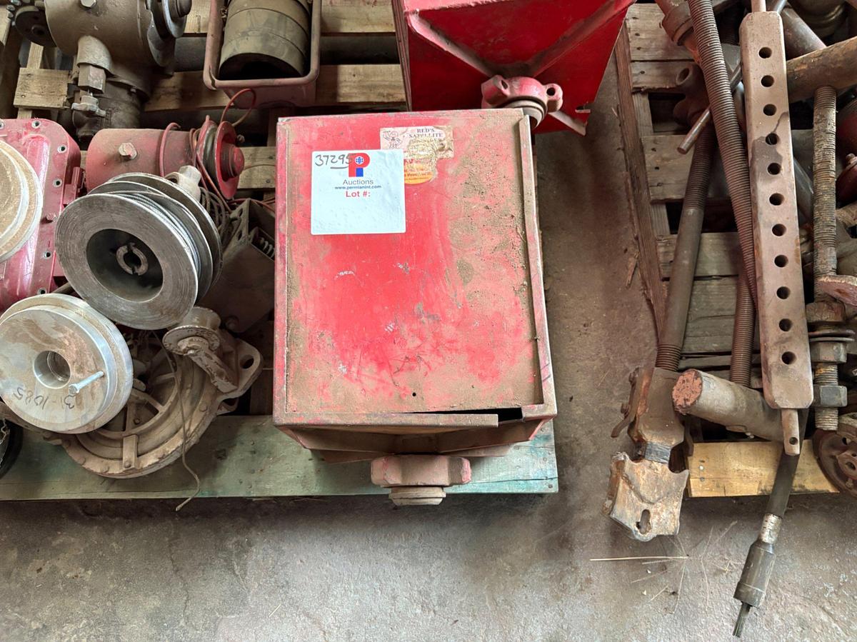 Used Red’s satellite pad type weight indicator