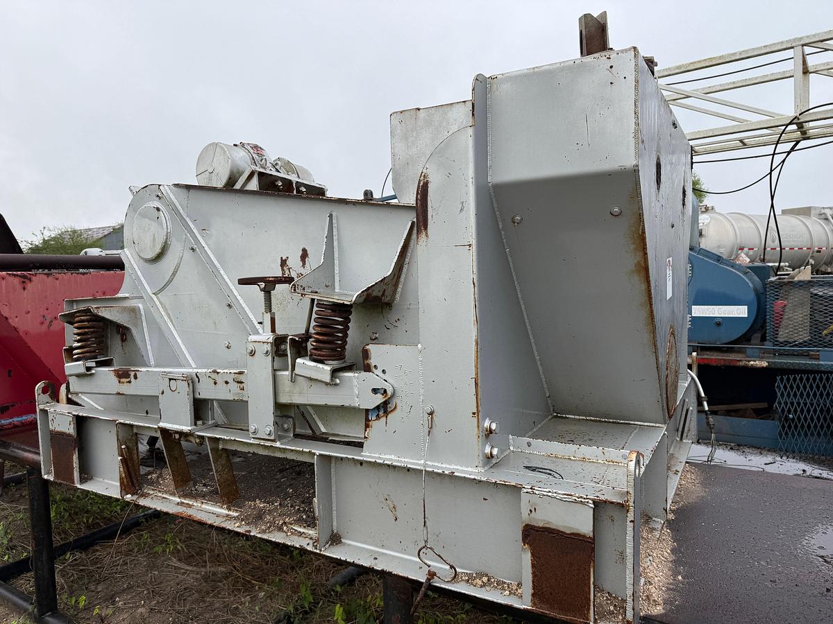 Used 2007 NOV BRANDT COBRA 3-PANEL 95” X 66” X 63” SHALE SHAKER & (1) PARTS SHALE SHAKER