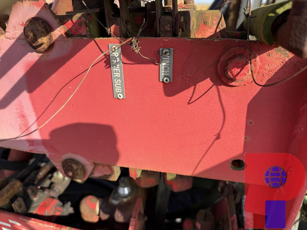 Used 1979 MOLLER 300 DD 96'-180K 4-AXLE WELL SERVICE WORKOVER RIG