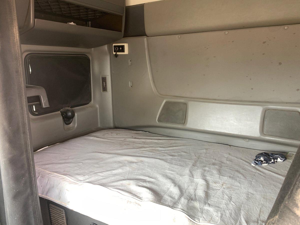 Used 2014 INTERNATIONAL PROSTAR+ Sleeper Truck