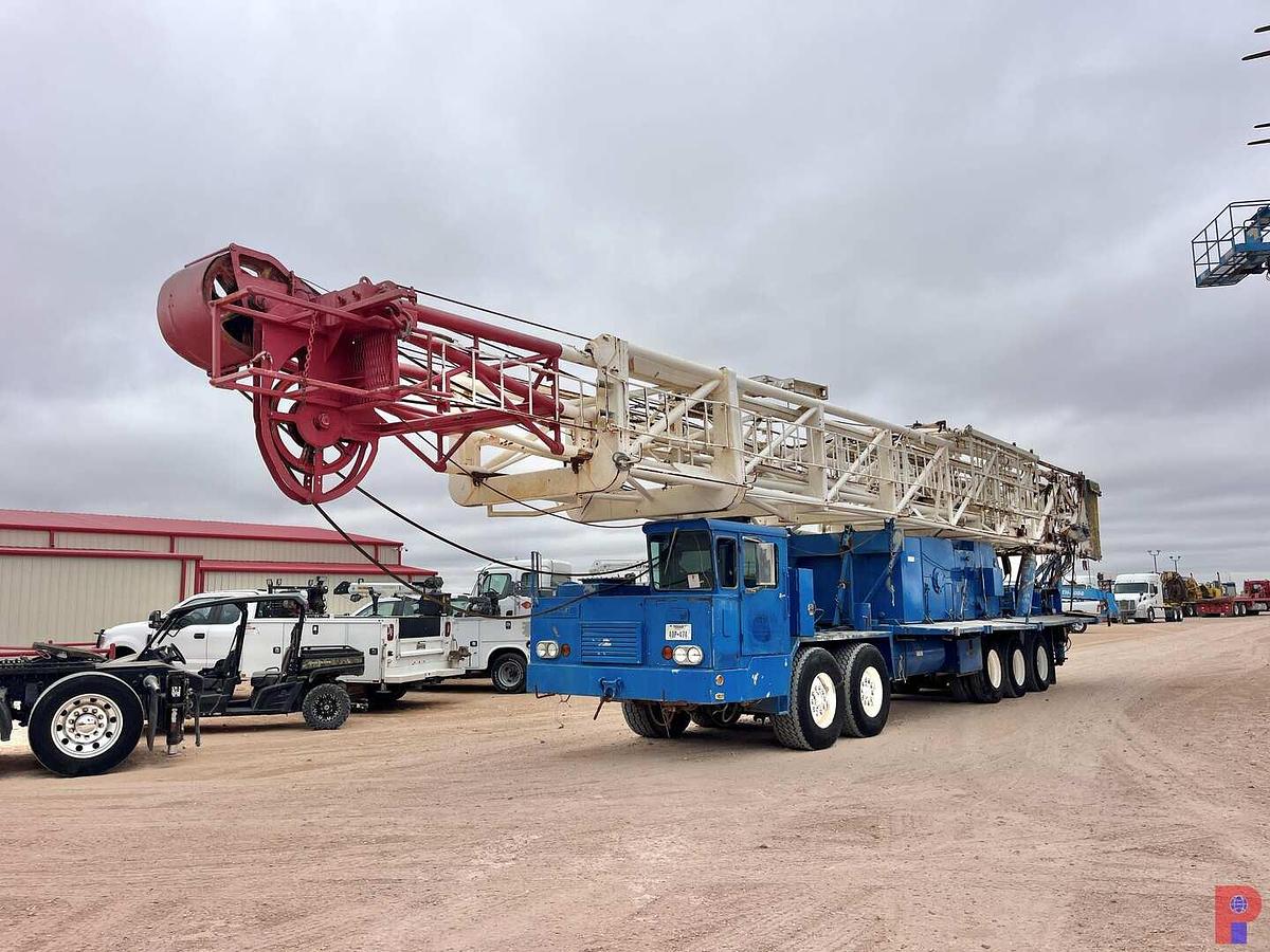 Used FRANKS 1287/160 BACK IN WELL SERVICE RIG MTD ON 5-AXLE CARRIER