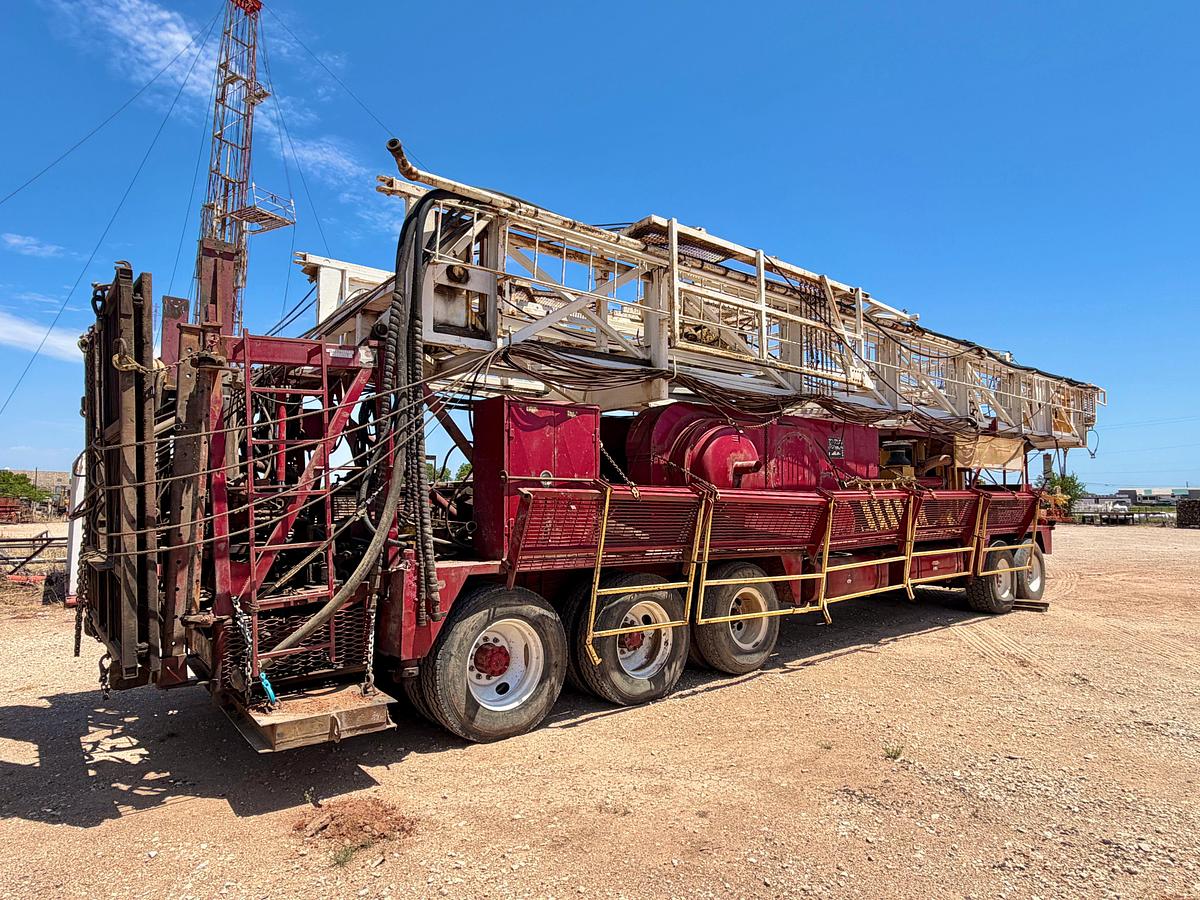 Used Cooper LTO 350 DD Well Service Rig w/ 97 x 200k Mast (Last Worked July 2026)