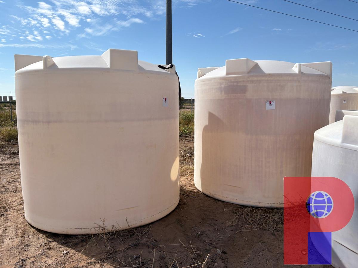 Used (2) 2500 GALLON POLY TANKS