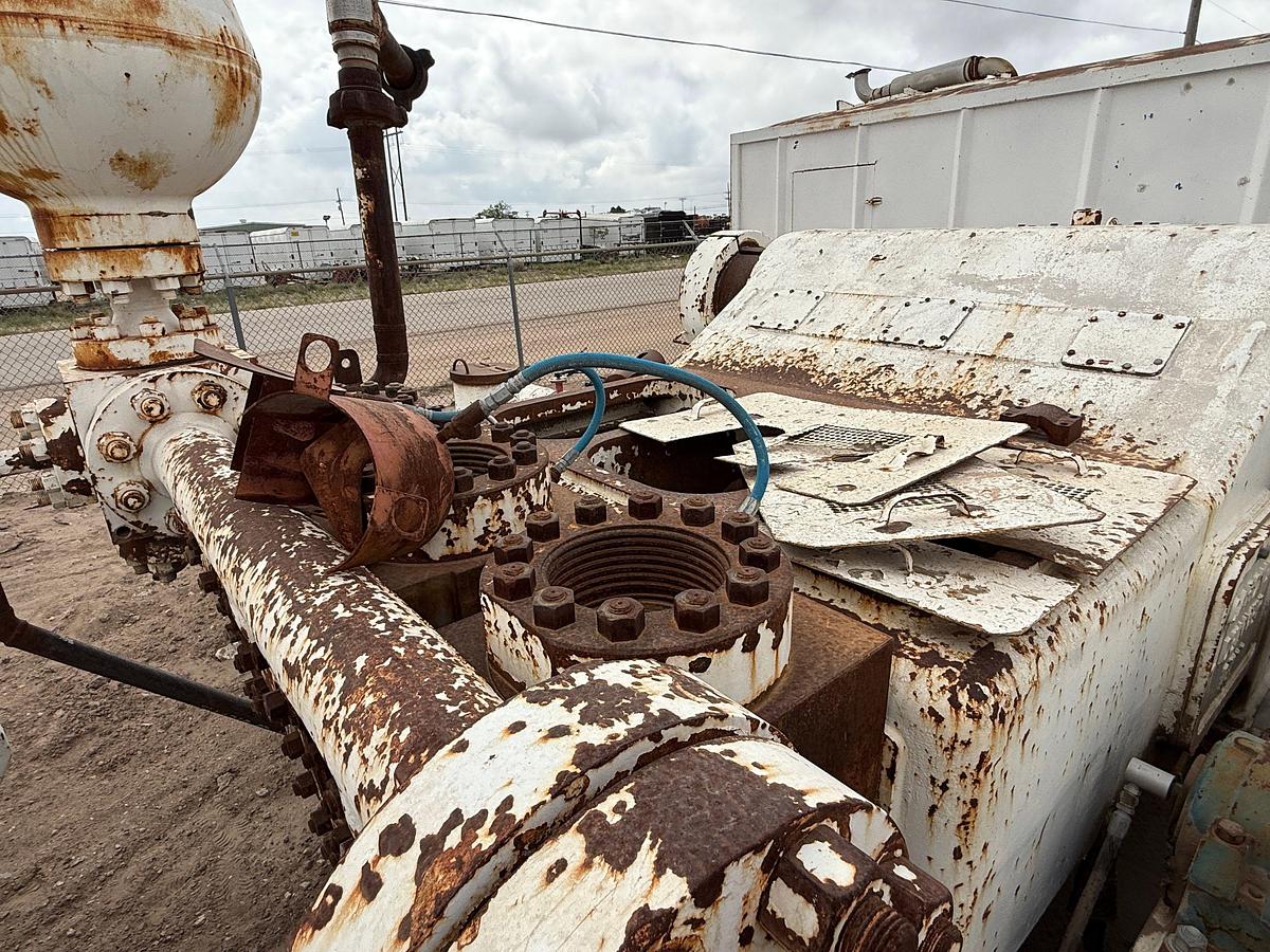 Used 2011 GARDNER DENVER PZ11 TRIPLEX DRILLING MUD PUMP P/B CATERPILLAR 3512, SKIDDED