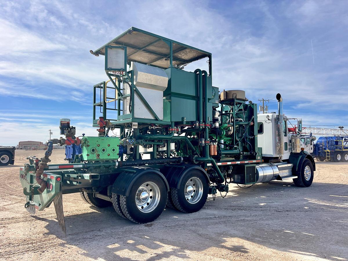 Used WEIR SPM 600-HP 15K WP TRIPLEX PUMP UNIT MTD ON 2008 KENWORTH T800 T/A TRUCK