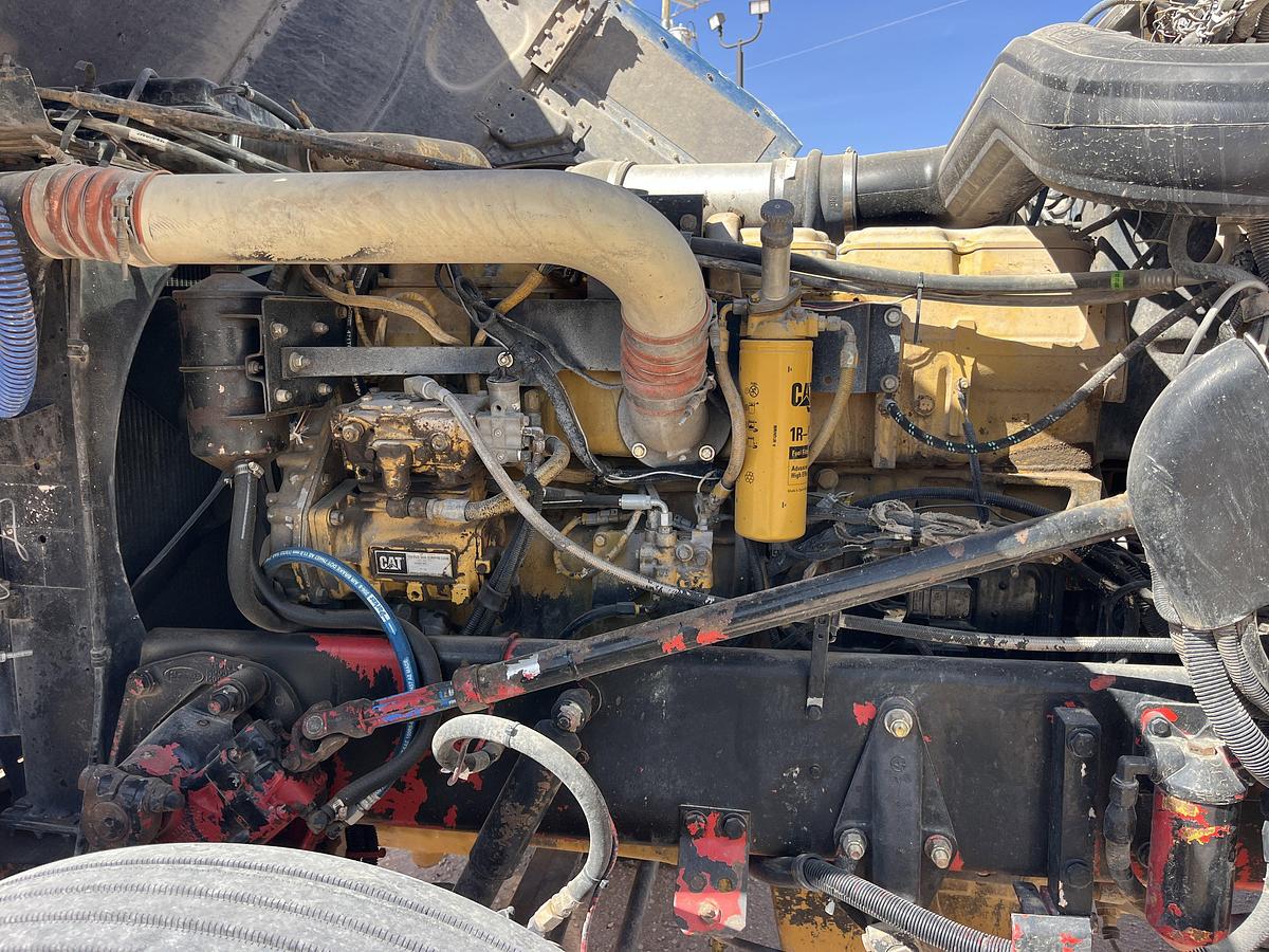 Used 1998 PETERBILT 379 T/A DAYCAB DUMP TRUCK