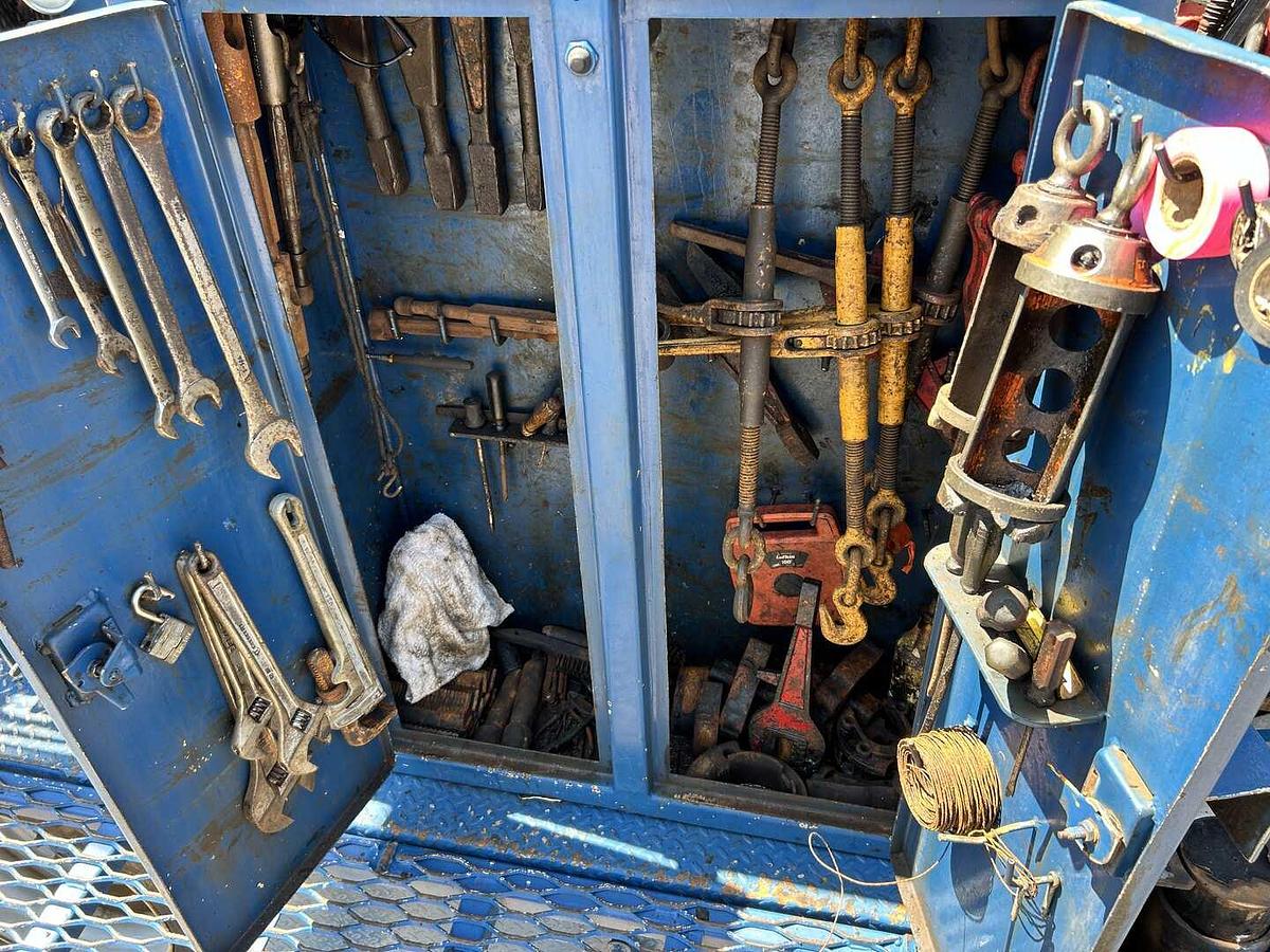 Used COOPER 250 DD (REPOWERED) 96'-180K 4-AXLE WELL SERIVCE WORKOVER RIG