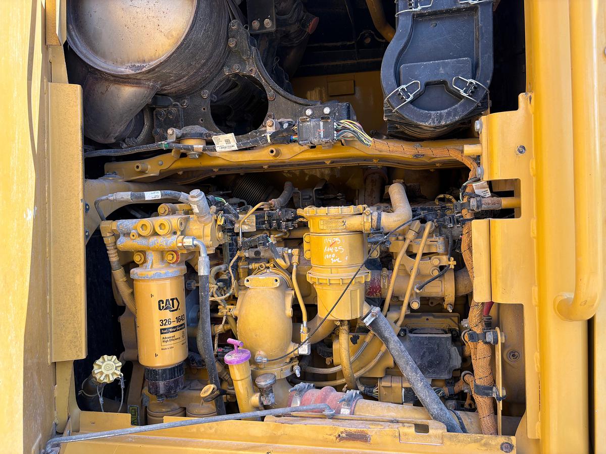 Used 2012 CATERPILLAR 140M2-AWD MOTOR GRADER