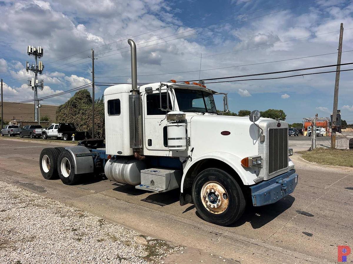 Used 2007 PETERBILT 378 T/A 36” SLEEPER TRUCK