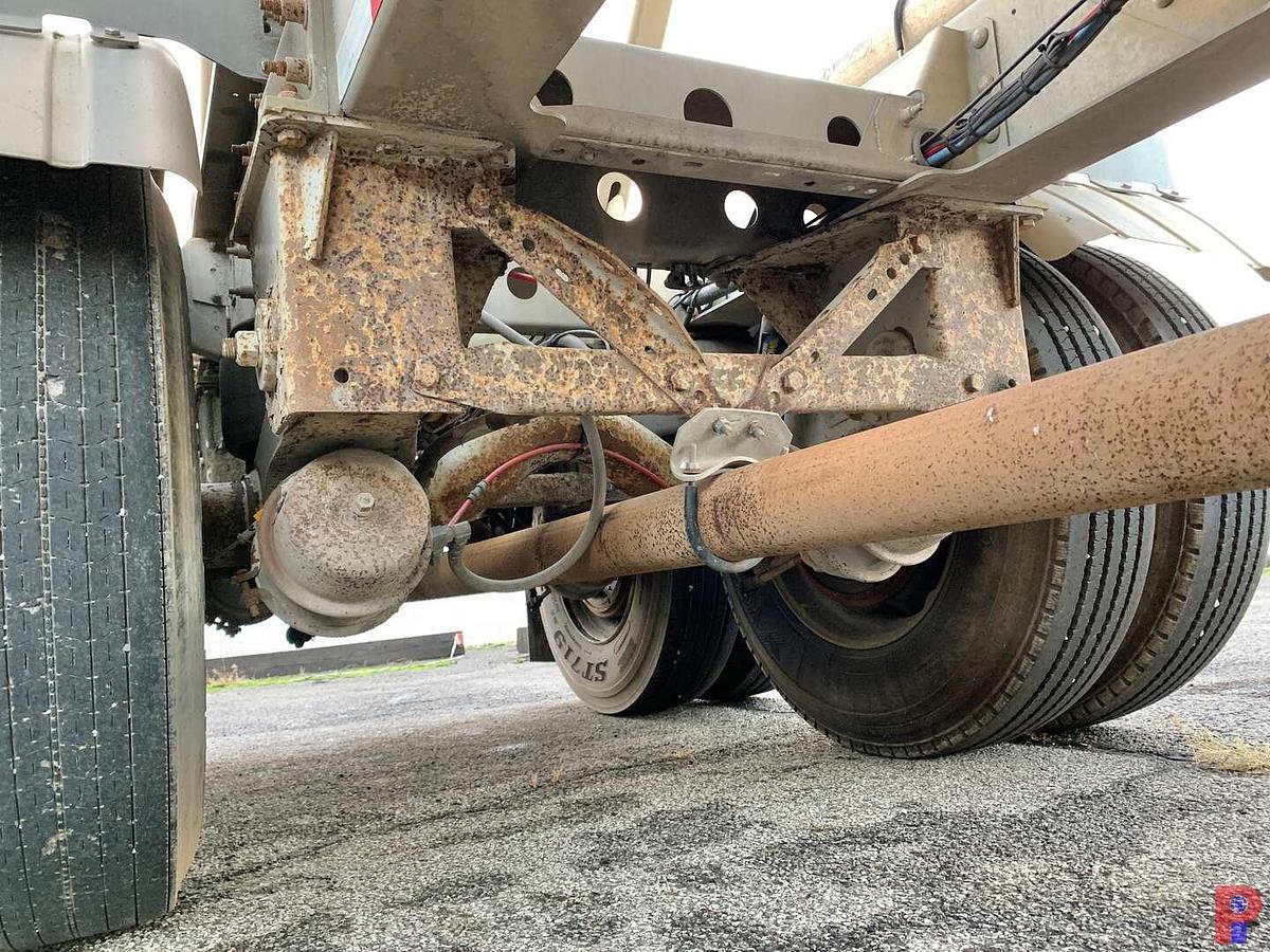 Used 2014 HEIL 1040 CU.FT. T/A DRY BULK PNEUMATIC TRAILER