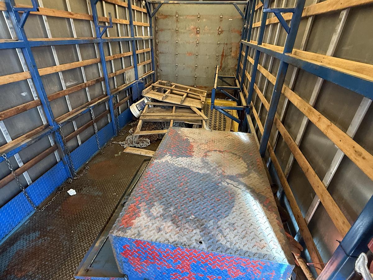 Used 1996 FREIGHTLINER FL70 S/A 24’ ENCLOSED 20K WP TUBING TEST TRUCK