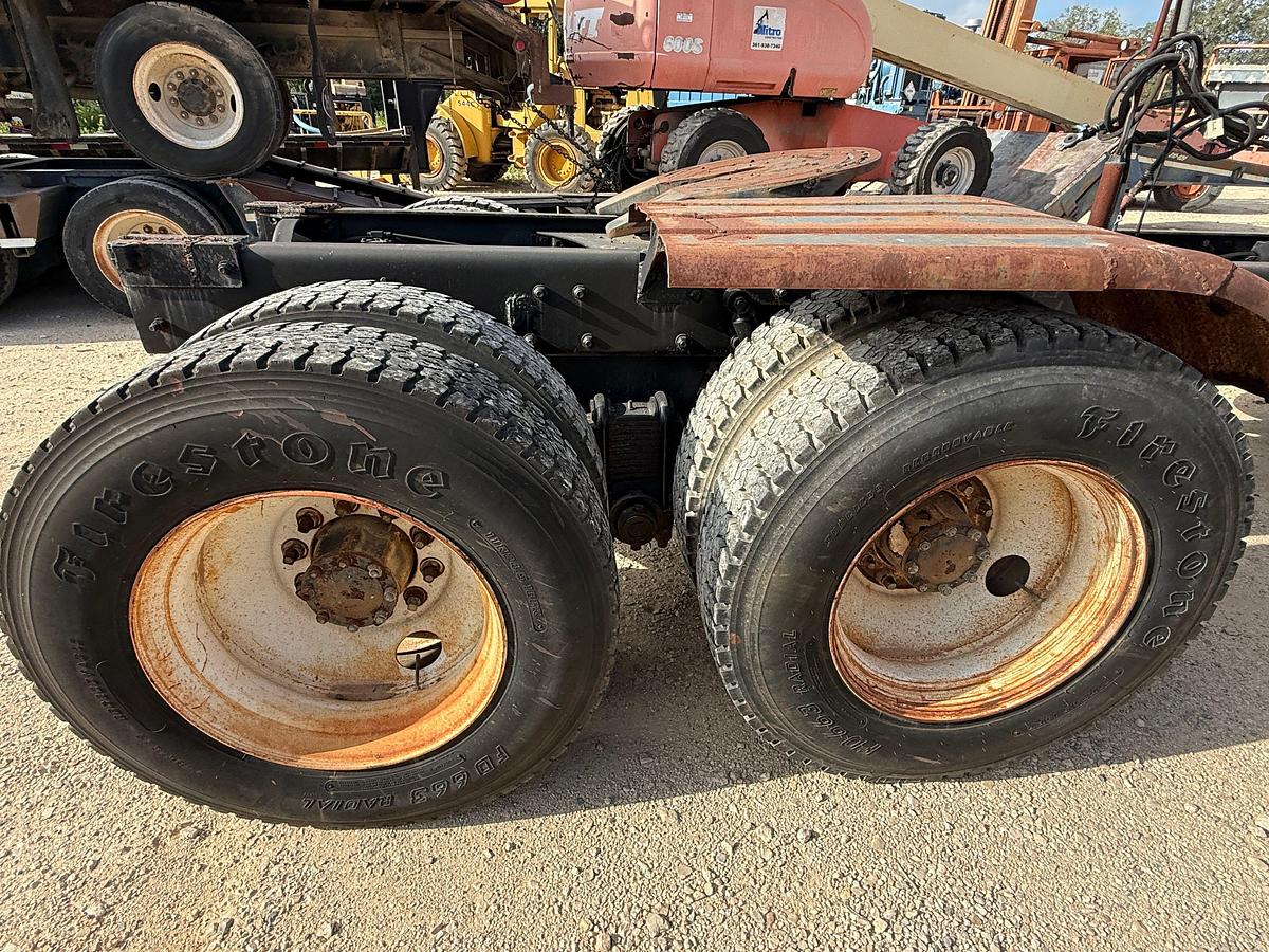 Used 1993 MACK RD690S T/A  DAYCAB TRUCK TRACTOR