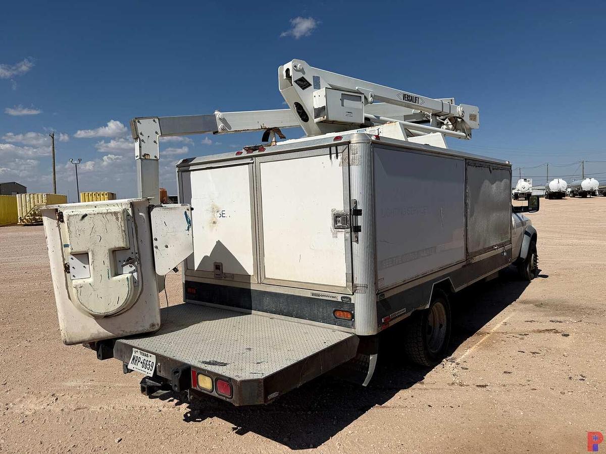 Used 2011 RAM 5500 2WD DIESEL W/ VERSALIFT 40’ BUCKET TRUCK