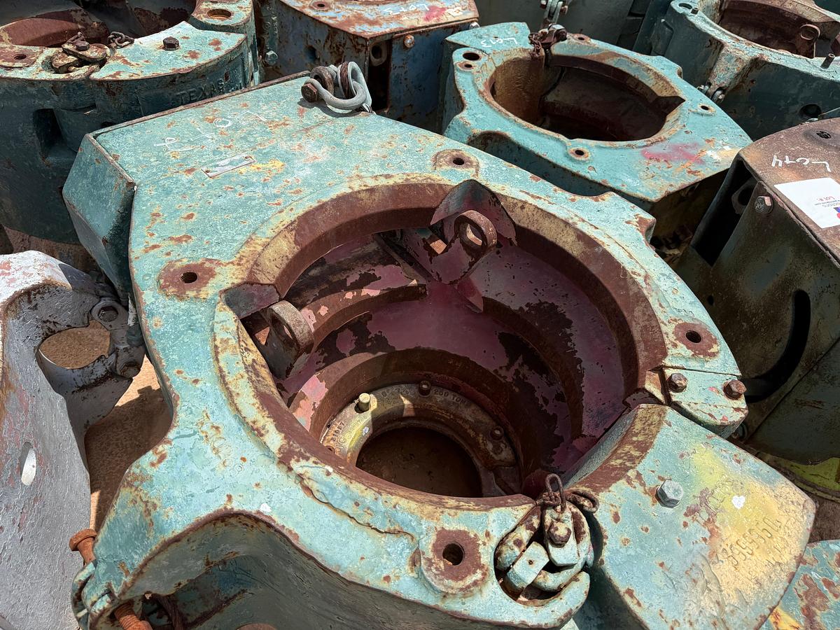 Used (3) BJ, TEXAS INTERNATIONAL, VARCO 250-TON SLIP TYPE SPIDER CASING ELEVATORS