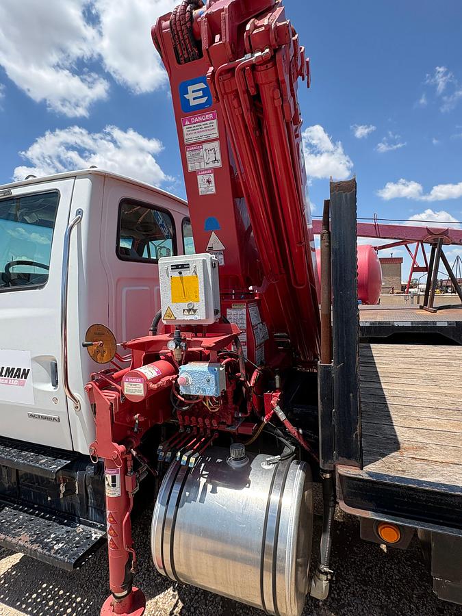 Used 2001 STERLING M7500 ACTERRA S/A DAYCAB KNUCKLE BOOM CRANE TRUCK