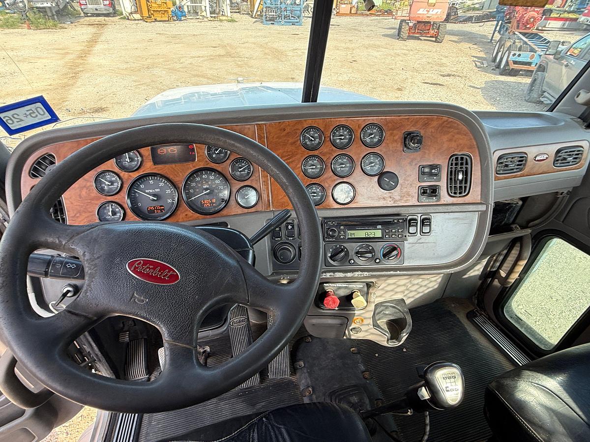 Used 2009 PETERBILT 367 T/A 65K LBS WINCH TRUCK