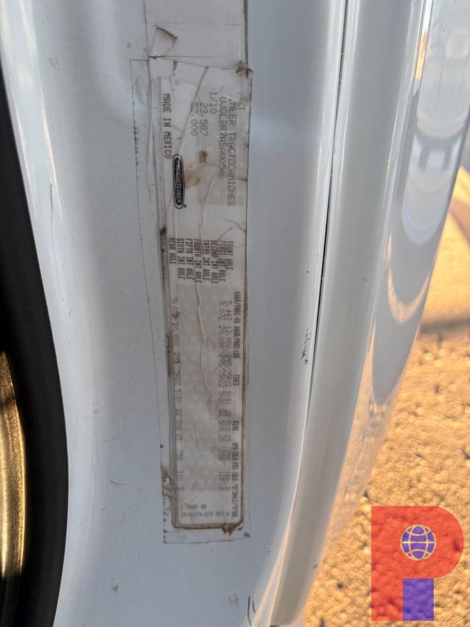 Used 2010 FREIGHTLINER CASCADIA T/A SLEEPER HAUL TRUCK