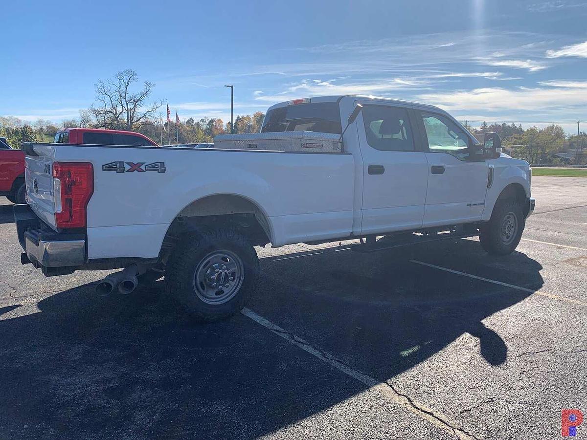 Used 2018 FORD F-250 SUPER DUTY XL 4X4 CREW CAB PICKUP (DIESEL)