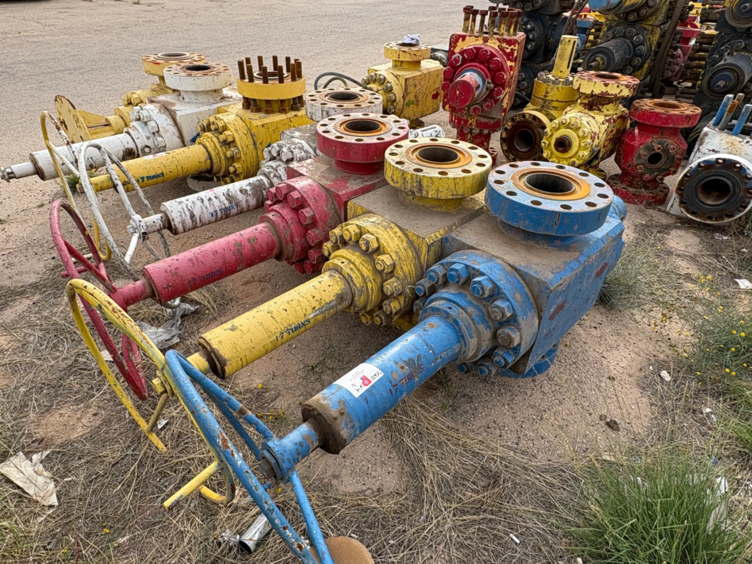 Used (4x$) (4) 7-1/16” 10K frac valves